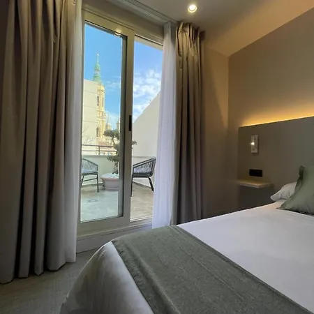 Az San Valero Hotel