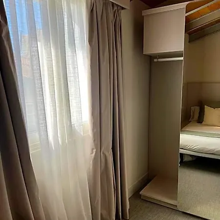 Vtz San Valero Hotel 2*