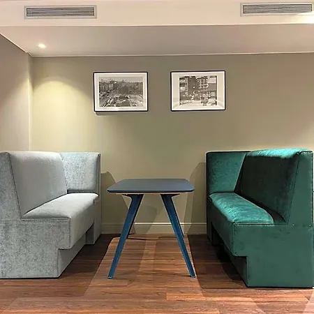 Hotel Az San Valero 2*