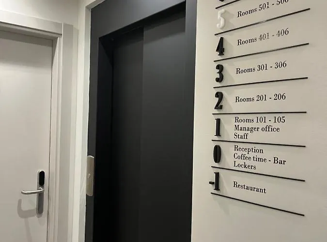 ホテル Vtz San Valero サラゴサ