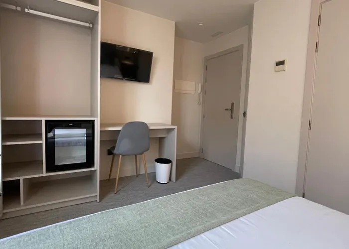 ホテル Vtz San Valero 2*