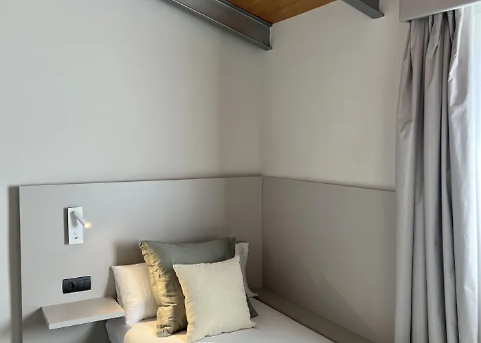 Vtz San Valero ホテル 2*